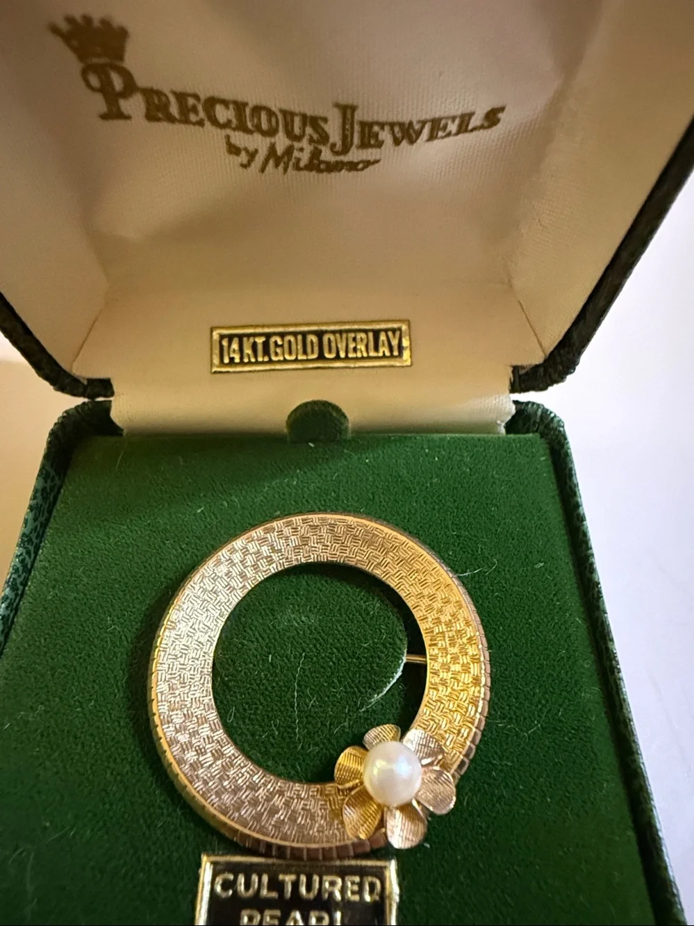 Vintage Milor 14K Gold Overlay Cultured Pearl Circle Wreath Brooch